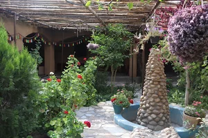 اقامتگاه بومگردی ترنج روستای ده چشمه