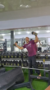 باشگاه بدنسازی پیکرساز کاشان