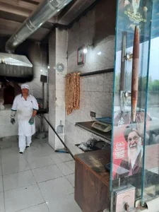 نانوایی سنگکی عمویی 3
