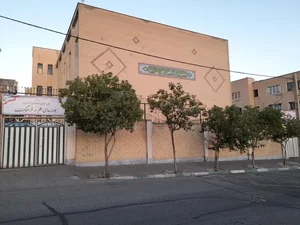 دبستان دخترانه جوانه های علم و فرهنگ 2
