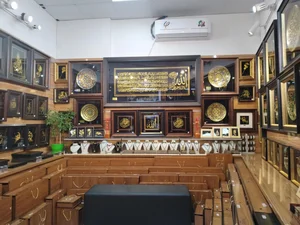 تابلو فروشی و صنایع دستی آراگاد 2