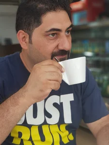 کافی شاپ راکارت