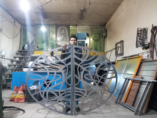 صنایع فلزی صنعت کار مرتضی کریمیان