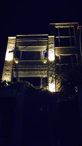 آپارتمان مسکونی بهار