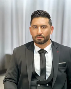 آرایشگاه مردانه کارما vip 2