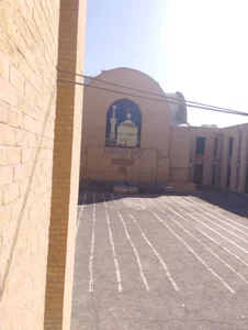 دبیرستان ماندگار امام خمینی (ره) کاشان