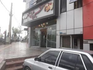 نان و شیرینی قائم
