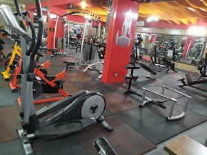 باشگاه بدن سازی سیمرغ طلایی