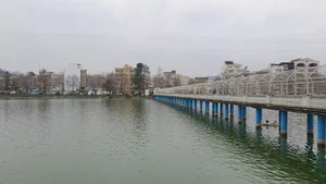 جزیره استخر لاهیجان