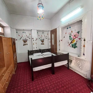 مسافرخانه بهشت