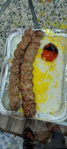 رستوران و بیرون بر دورهمی
