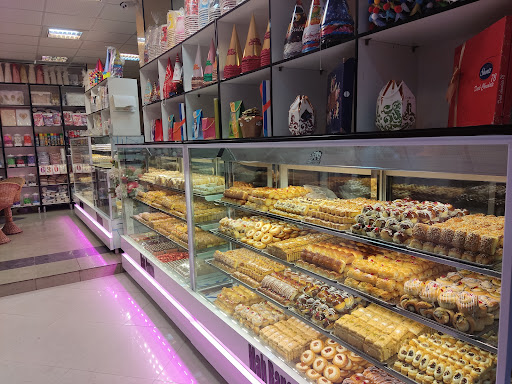 شیرینی سرای ماه بانو