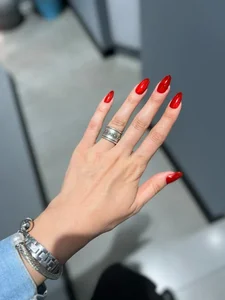 خدمات ناخن و مژه نیلگون 4