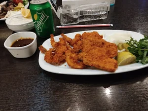 کافه سنتی فانوس