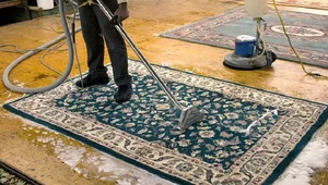 قالیشویی ابریشم طلایی