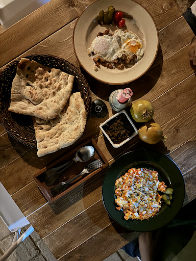 کافه صبحانه ماساراتی
