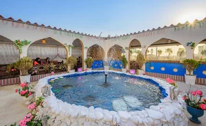 سفره خانه سنتی چهلستون امیر