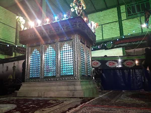 امامزاده میر حیدر شاه و گلزار شهدا