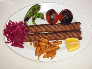 چلوکبابی بازیار