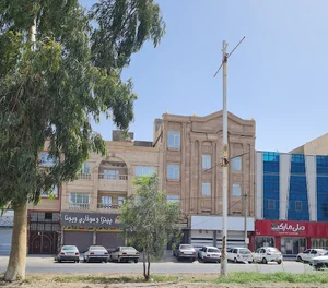 فروشگاه دیلی مارکت زیباشهر کد 12005