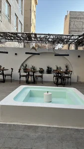 هتل شب
