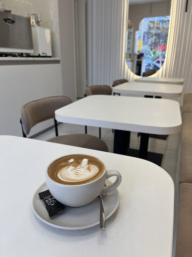 کافه اریس Oris cafe