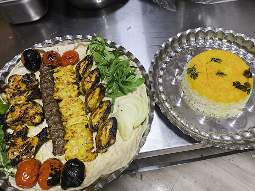 تهیه غذای عمو طالب