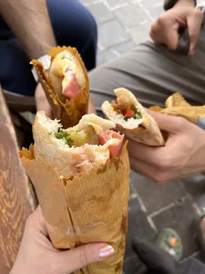 Areni sandwich