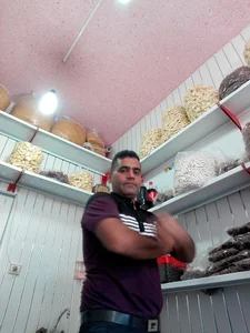 خشکبار و زعفران نگین جواد فتحی
