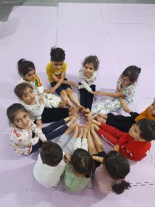 باشگاه بدنسازی ولیعصر 2