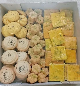 کیک و شیرینی خانگی سرآشپز گلبهار 🍰🎂🧁