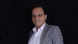 محمد علی بیطرفان مشاور حقوقی