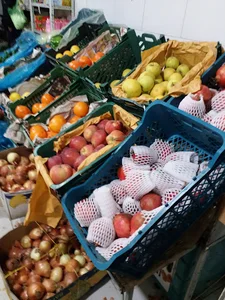 خواربار فروشی و سبزی فروشی موحدی