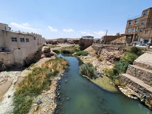 چشمه آبگرم قرقان