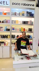 Paris Perfume (پاریس پرفیوم)