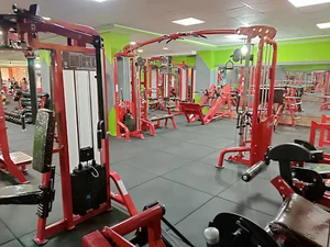 باشگاه بدنسازی باراد