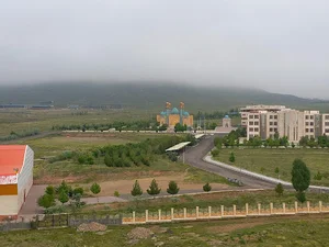برج نگین شرق