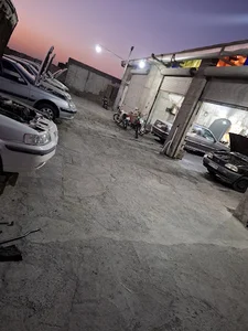 اتو مکانیک جوان