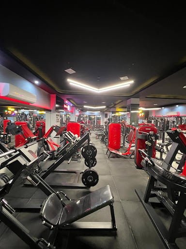Winner Gym(باشگاه بدنسازی و کراسفیت وینر)