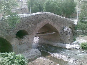 پل حاج سالار لیقوان