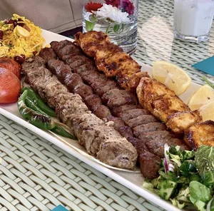 کافه رستوران مهنا