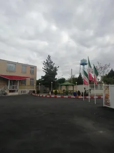 دبیرستان نمونه دولتی حاج کاظمی 2