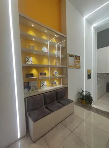 دفتر خدمات و نمایندگی ایرانسل 4