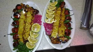 تهیه غذای ریحون