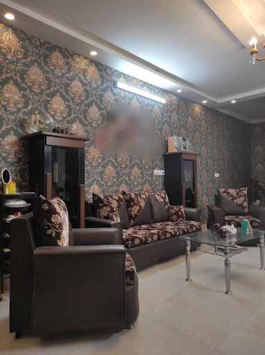سالن زیبایی رویال رخ