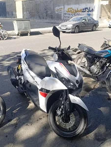 تعمیرگاه موتور سیکلت ولیانی