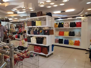 فروشگاه کیف و کفش میلاد