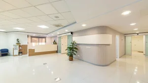 مجتمع تجاری اداری عالم آرا