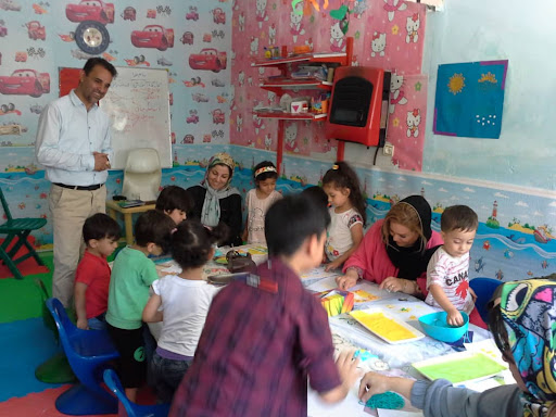 پیش دبستانی و مهد کودک رویان