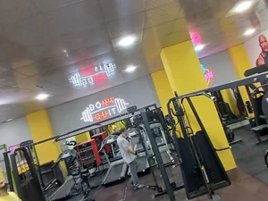 باشگاه بدنسازی حس برتر